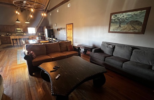 Great Bend House | Country Lodge