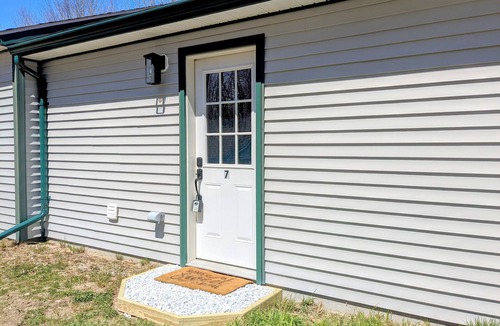 Sedgwick Cottage | Country Mama's Modern Artsy Cottage