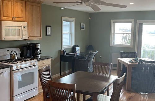 Eastport Apartment | Country retreat with incredible ocean and island views.
