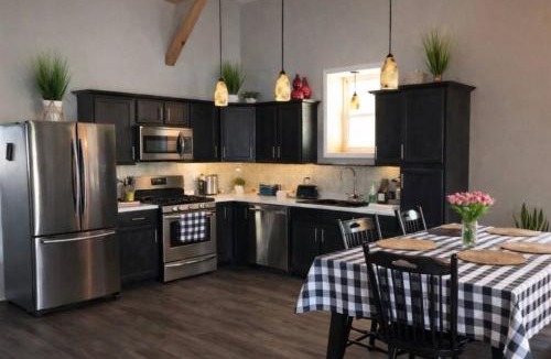 Brewer House | Country Style Home 4br 2bth