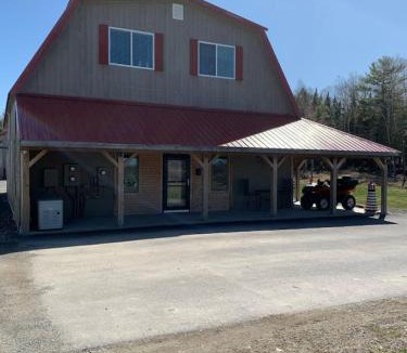 Brewer House | Country Style Home 4br 2bth