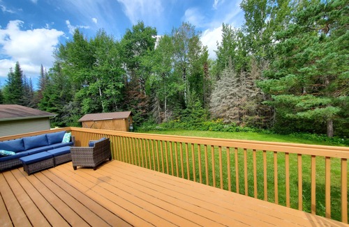 Two Harbors House | Countryside Retreat. Minutes from town. Close to great hiking trails.