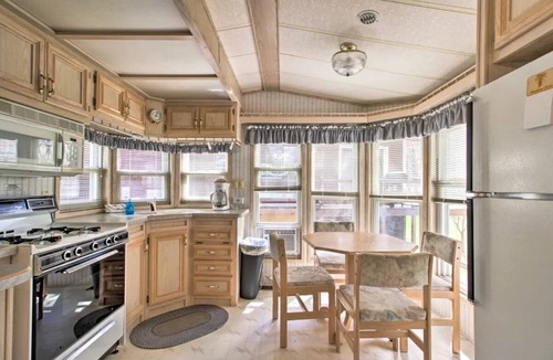 Puposky Cabin | Couples cabin on Three Island Lake in Bemidji, MN