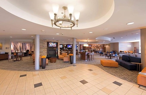 North Canton Hotel | Courtyard by Marriott Canton