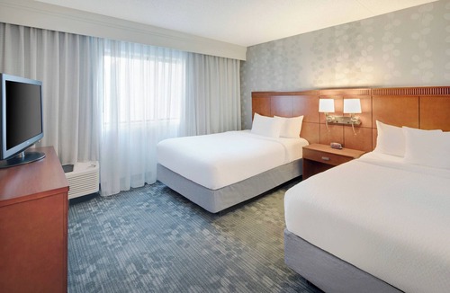 Southfield Hotel | Courtyard by Marriott Southfield