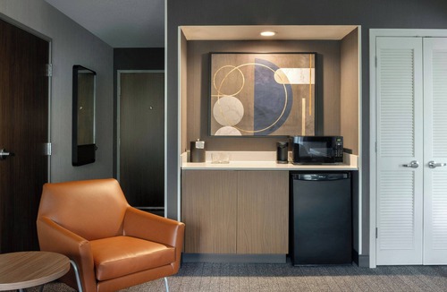 Traverse City Hotel | Courtyard by Marriott Traverse City