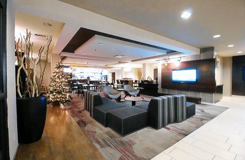 Southport Hotel | Courtyard by Marriott Indianapolis South