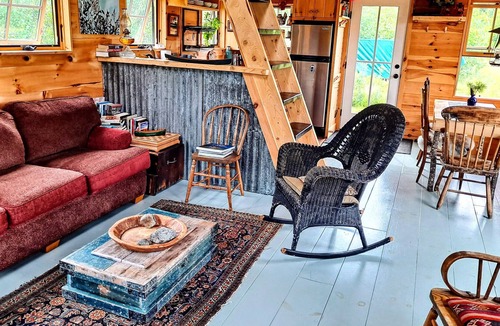 Beddington Cabin | Coyote Ridge Cabin, 4 Seasons, Off Grid