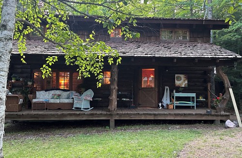 Presque Isle Cabin | Cozy 1-bedroom log cabin in beautiful Manitowish Waters/Winchester