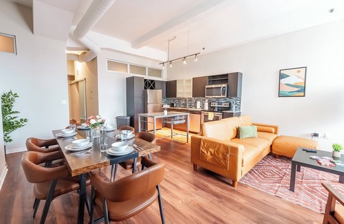Central Business District Apartment | Cozy 1-Bedroom Apartment with AC In quaint Cincinnati