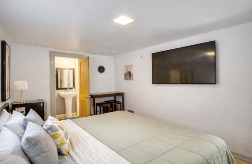Fond du Lac House | Cozy 1-bedroom townhome in pleasant Fond du Lac with AC