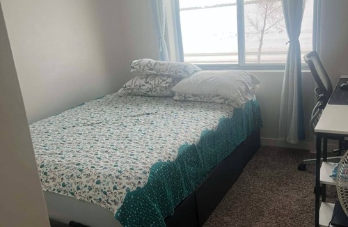 Grand Forks House | Cozy 1-bedroom townhome in beautiful Grand Forks with AC