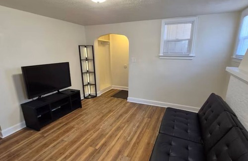Bismarck Apartment | Cozy 1BR Getaway – Near Downtown & Medical