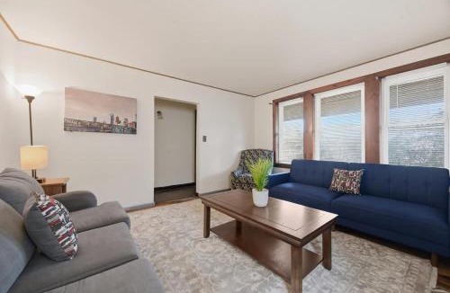 Crafton Apartment | Cozy 1BR King - Near City Airport