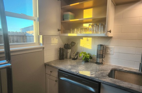 Tahlequah House | Cozy 2-bed townhome with AC in Tahlequah. Food & shopping, walking distance.