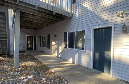 Walker Apartment | Cozy 2-bedroom apartment, 6 blocks from downtown Walker