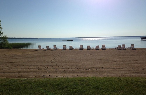 Cass Lake Cabin | Cozy 2-bedroom cabin at marvelous Cass Lake Lodge! Cabin 2