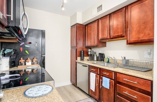 Scottsdale Estates Six Condo | Cozy 2-bedroom condo in lovely Scottsdale w/Pool View