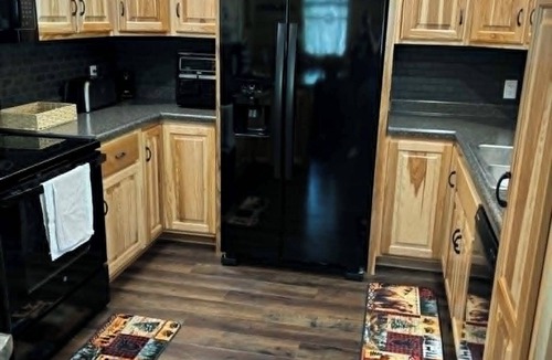 Saint Francis Apartment | Cozy 2 bedroom cottage with heated pool AC in charming New Hope