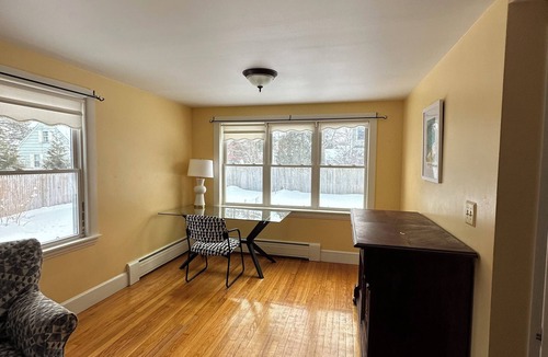 Scarborough House | Cozy 2-bedroom house with WiFi in Scarborough