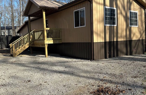 Nancy House | Cozy 2-bedroom house in Nancy, 2 Miles From Wolf Creek Marina! Plenty of parking