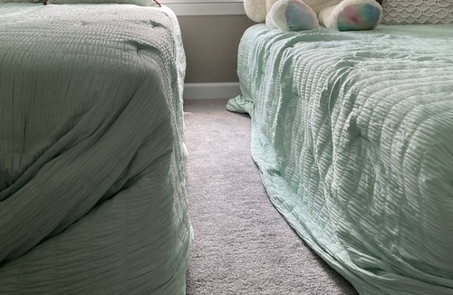 Lexington Cottage | Cozy 2 bedroom with loft near Lake Huron. Sleeps 6! 5 min walk to private beach!