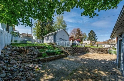 Canton House | Cozy 3 bed 2 bath full home retreat - located .5 miles from the HOFV