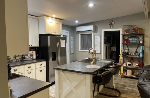 Hamlin County House | Cozy 3 bedroom Beach Front Home