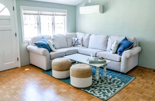Bass River Cottage | Cozy 3 bedroom cottage with .3 Mi walk to beach.
