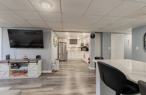 Revere Apartment | Cozy 3B near Beach/Boston