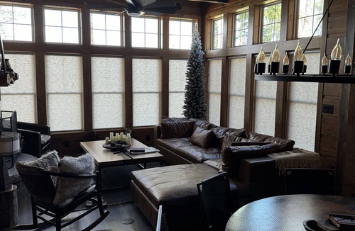 L'Anse Cabin | Cozy 4-bedroom cabin with WiFi, AC on Lake Superior.