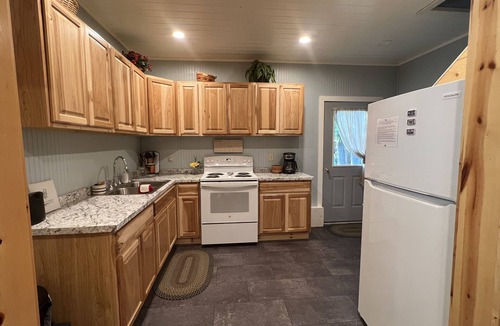 Drummond Cottage | Cozy affordable cottage near shopping, restaurants and trail access!
