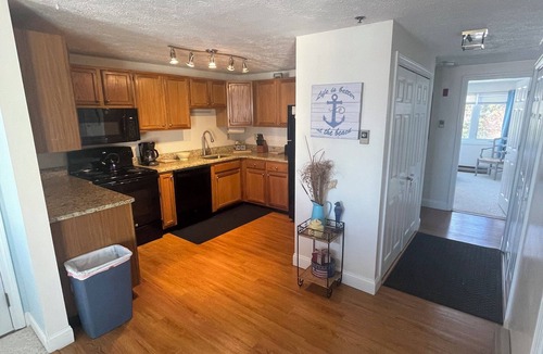 Wells Condo | Cozy and Spacious 2 Bedroom