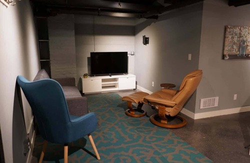 Fargo Condo | Cozy Apartment Downtown Fargo
