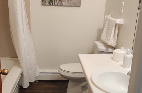 Garden City Apartment | Cozy Apartment Getaway