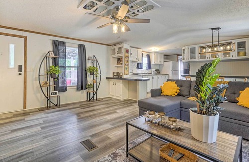 Logan Cottage | Cozy Bremen Family Home w/ Hot Tub & Acreage!