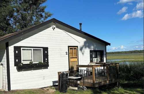 Roosevelt Cabin | Cozy Cabin Getaway Right on the Water! Great fishing lake. Near Mille Lacs