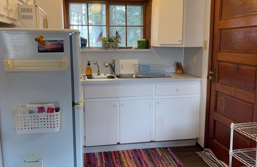 Lake City Cabin | Cozy Cabin in Lake City, just steps from the beach!