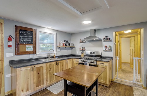 Town of Westfield Cabin | Cozy Cabin just 30 minutes from Wisconsin Dells!