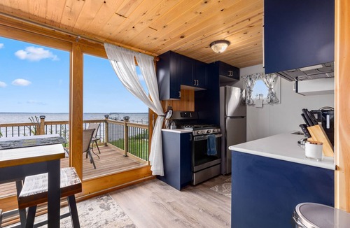 Brainerd Cabin | Cozy cabin steps from the lake!