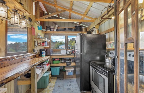 East Fultonham Cabin | Cozy Cabin