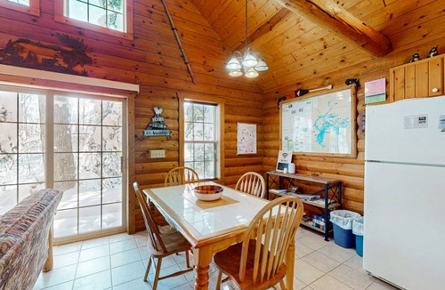 Mercer Cabin | Cozy cabin w/fireplace, whirlpool tub, access to private dock, & fire pit