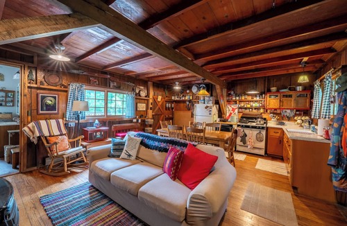 Terra Alta Cabin | Cozy Cabin w/Pavilion, Deck, Fireplace & FirePit