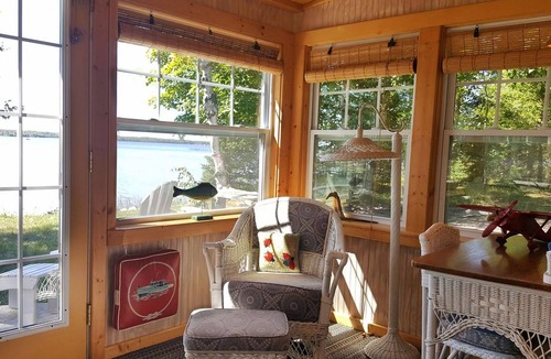 Levering Cottage | Cozy Cabin with Amazing Sunsets