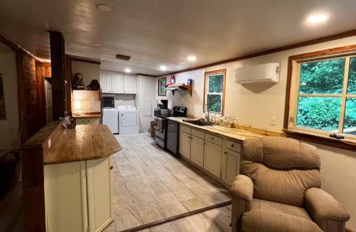 Marrowbone Other | Cozy Cedar Retreat on 110 Acre Homestead