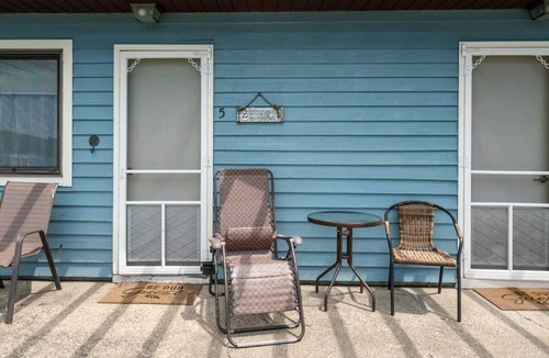 Mayfield Apartment | Cozy condo with kayaks and lake access