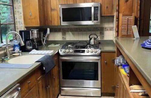 Fairlawn Heights House | Cozy Cottswald Cottage