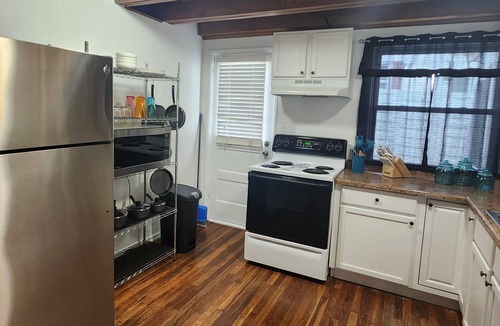 Danville House | Cozy Duplex Two