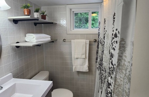 Danville House | Cozy Duplex Two