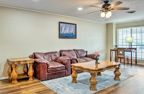Enid Condo | Cozy Enid Condo ~ 2 Mi to Historic Downtown!